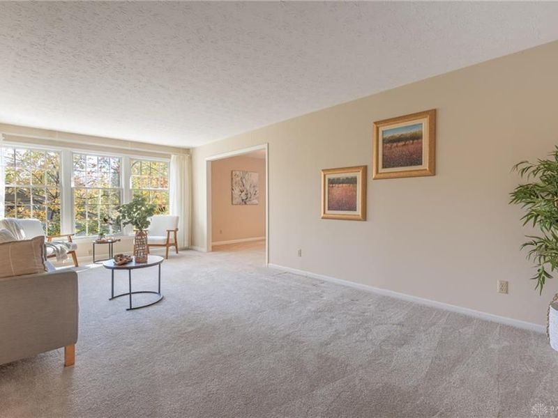 912 Cedar Creek Circle, Washington Township, OH 45459 Photo 8