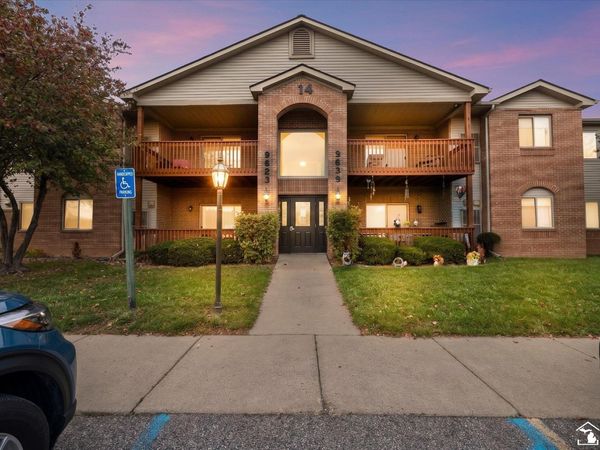 9635 Wildflower Court, Van Buren Twp, MI 48111