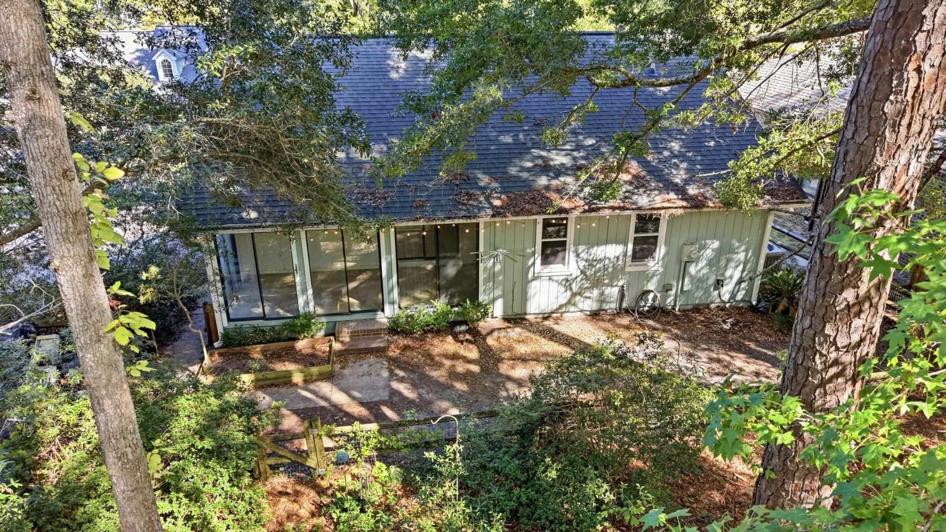 2215 Jefferson Circle Photo 37