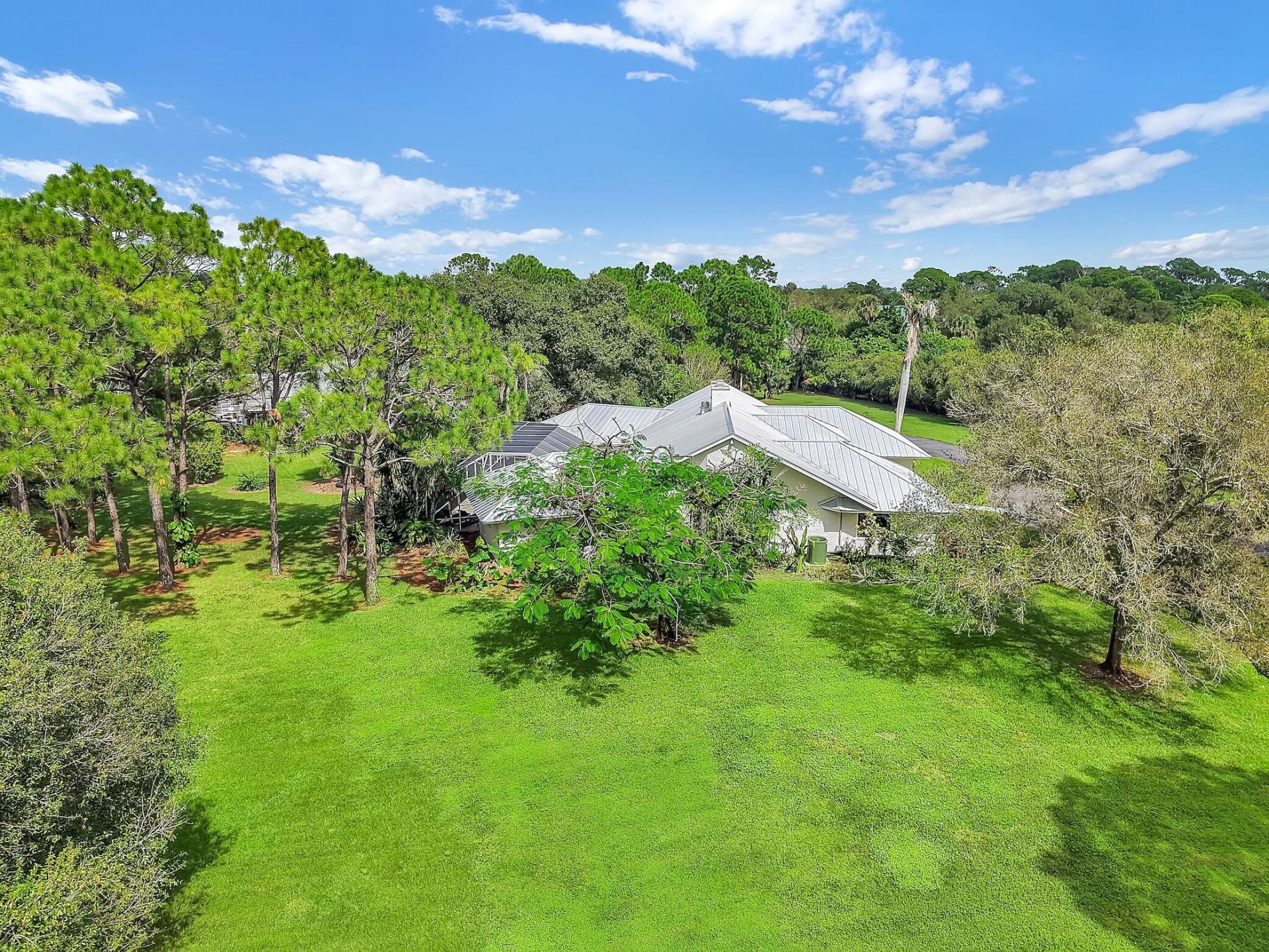 8850 Hidden Pines Road, Fort Pierce, FL 34945 Photo