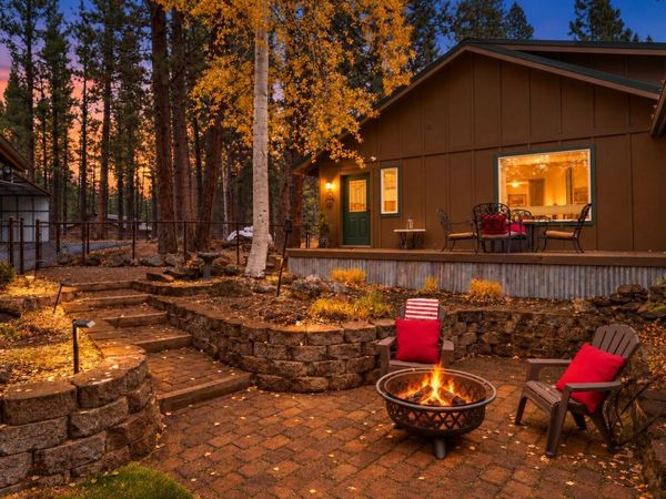 54975 Forest Lane, Bend, OR 97707