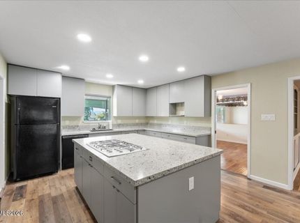 2190 Tamarisk Drive, Reno, NV 89502 Photo