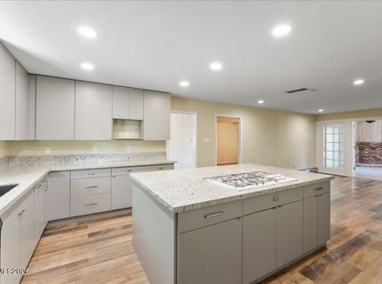 2190 Tamarisk Drive, Reno, NV 89502 Photo