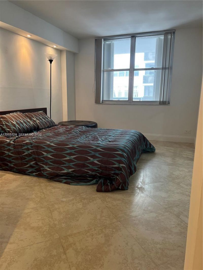6039 Collins Ave , Unit 1208, Miami Beach, FL 33140 Photo