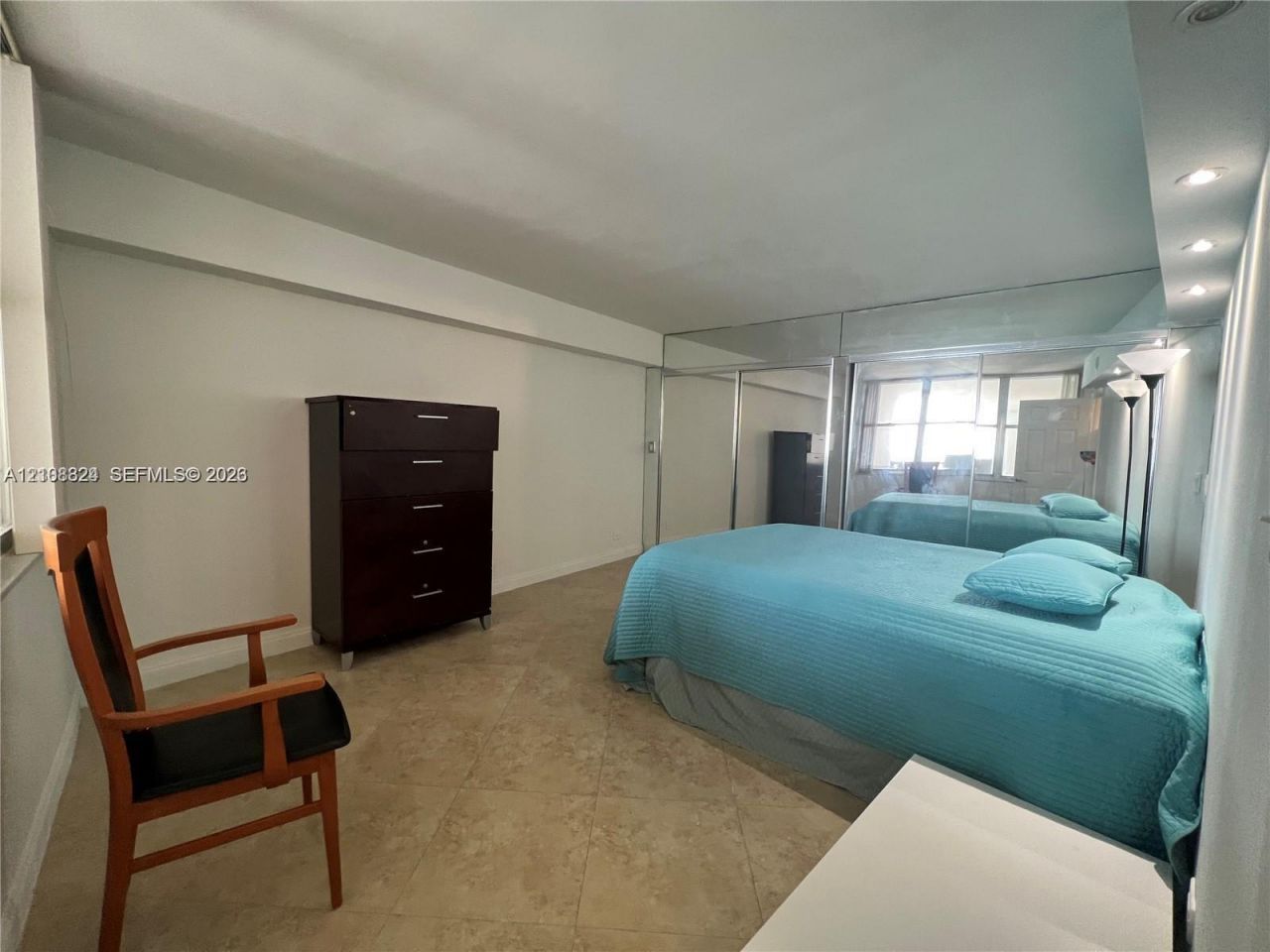 6039 Collins Ave , Unit 1208, Miami Beach, FL 33140 Photo