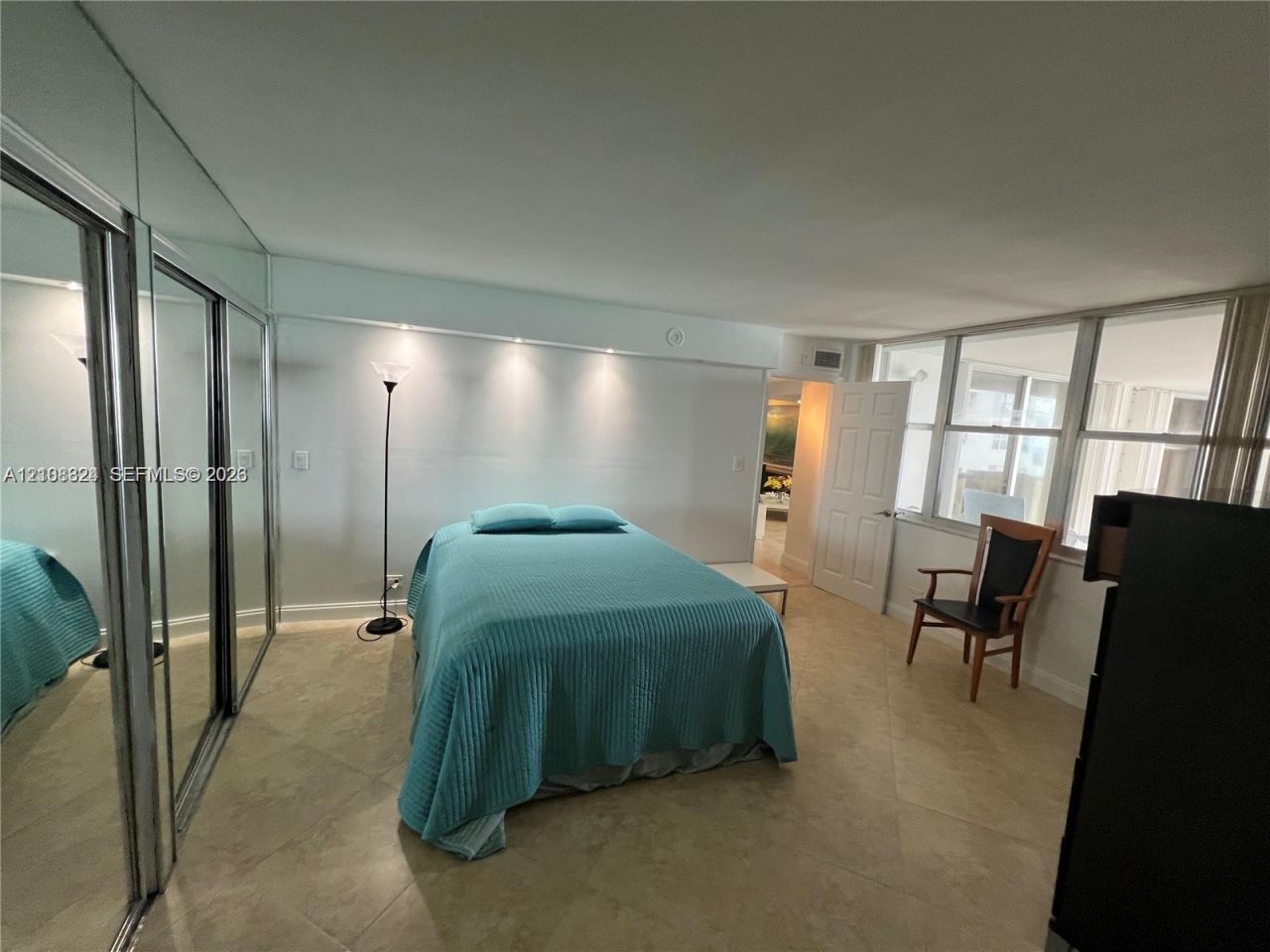 6039 Collins Ave , Unit 1208, Miami Beach, FL 33140 Photo