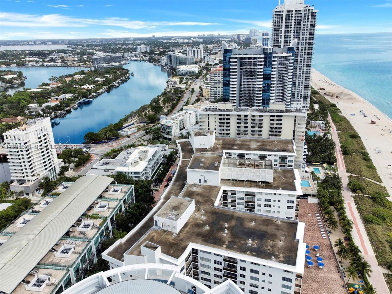 6039 Collins Ave , Unit 1208, Miami Beach, FL 33140 Photo