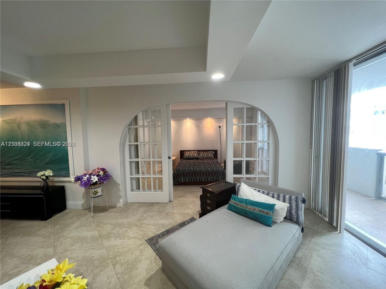 6039 Collins Ave , Unit 1208, Miami Beach, FL 33140 Photo