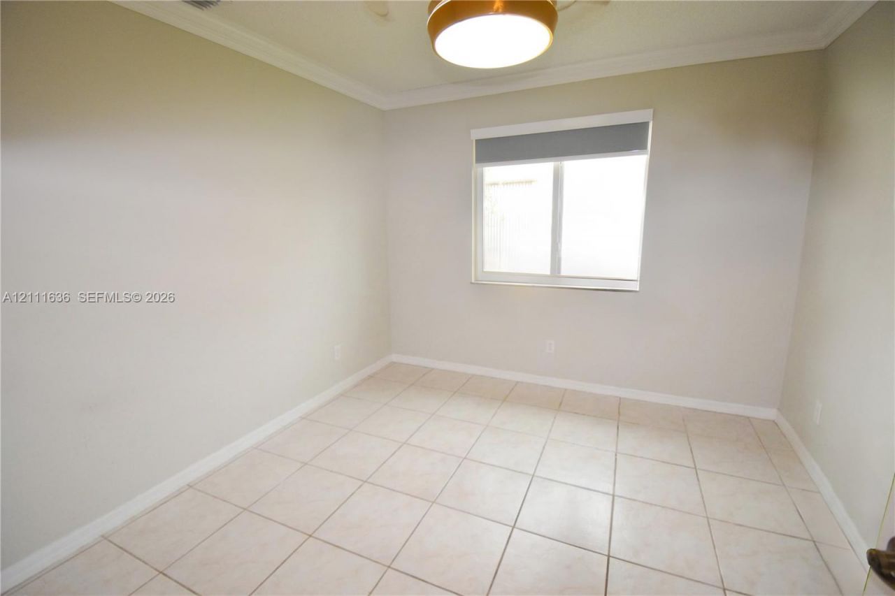 6671 W Wedgewood Ave, Davie, FL 33331 Photo