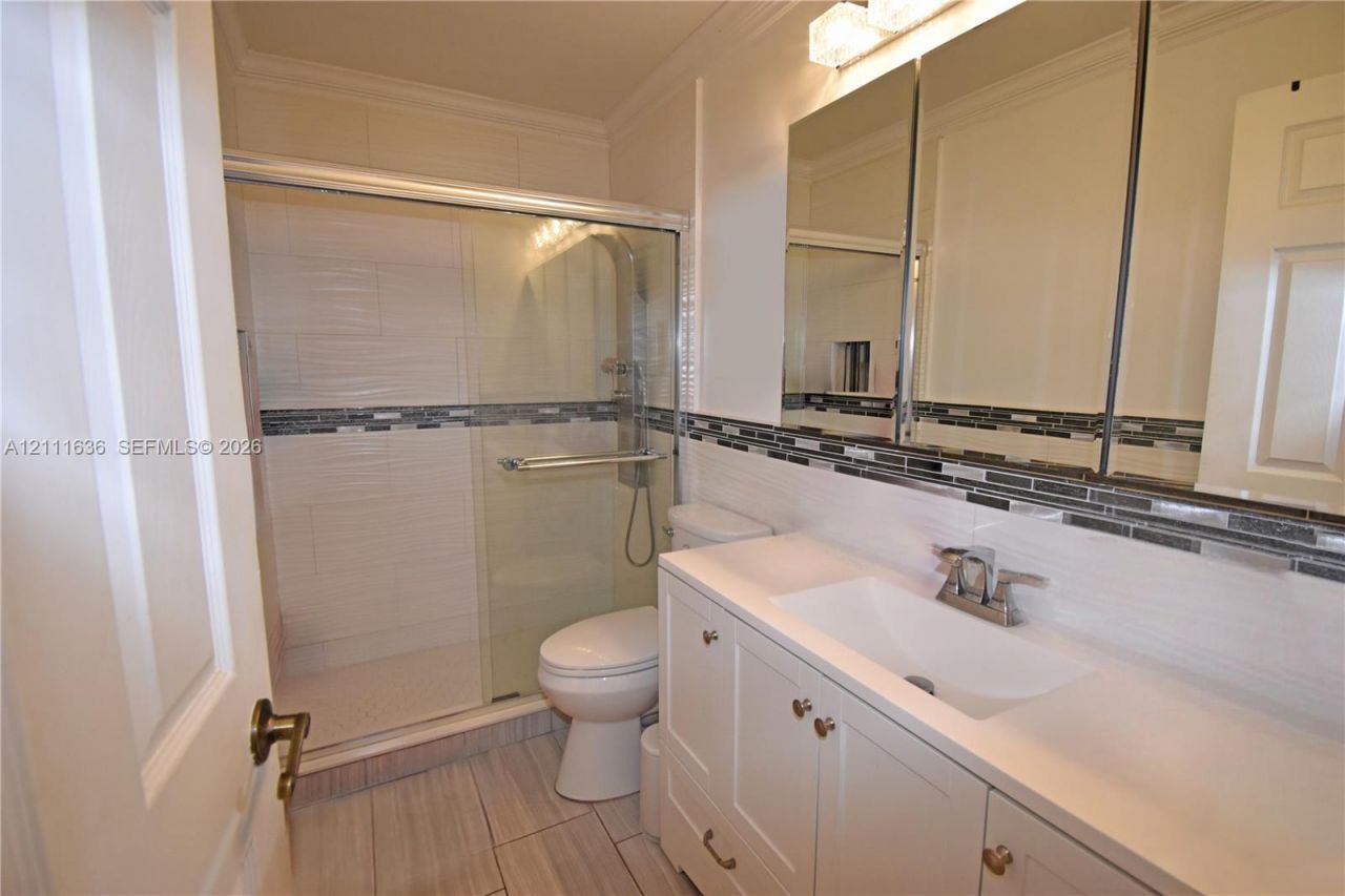 6671 W Wedgewood Ave, Davie, FL 33331 Photo