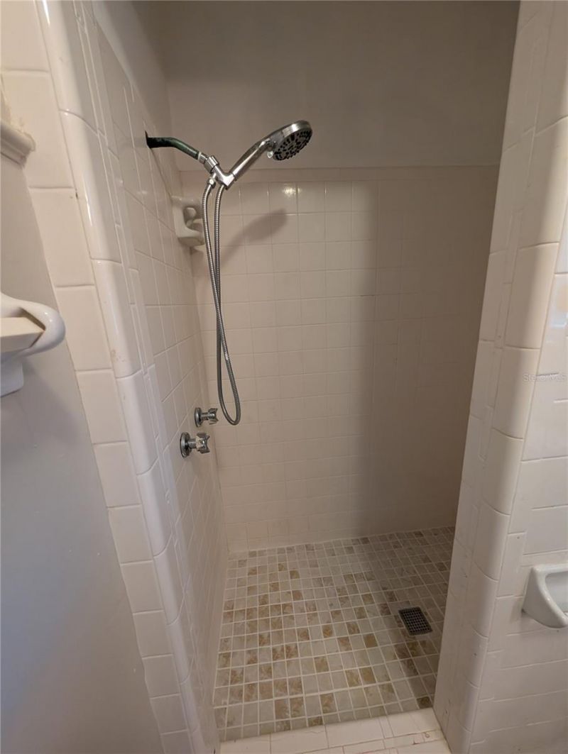 5749 Britannia Drive , Sarasota, FL 34231 Photo