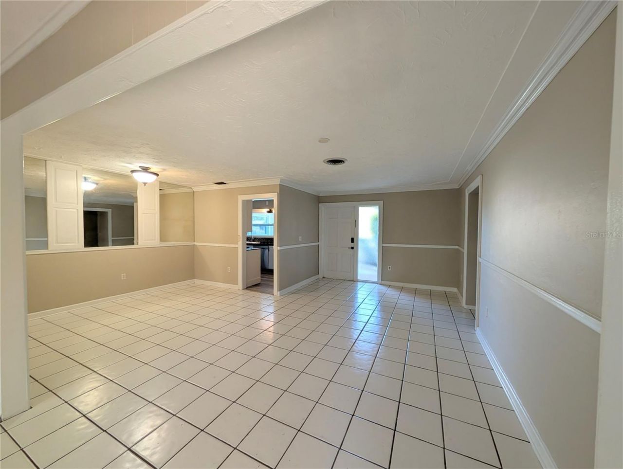 5749 Britannia Drive , Sarasota, FL 34231 Photo