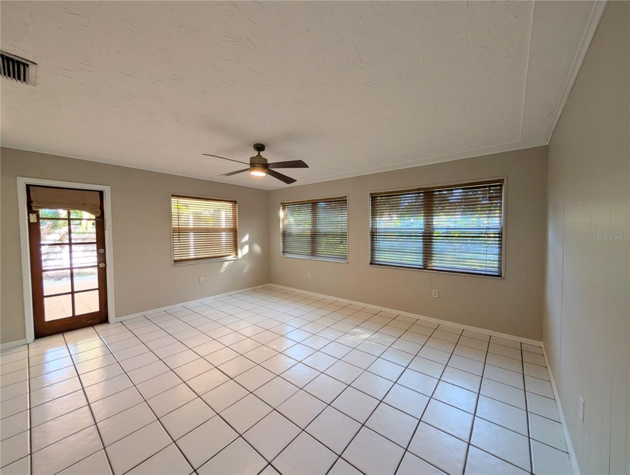 5749 Britannia Drive , Sarasota, FL 34231 Photo