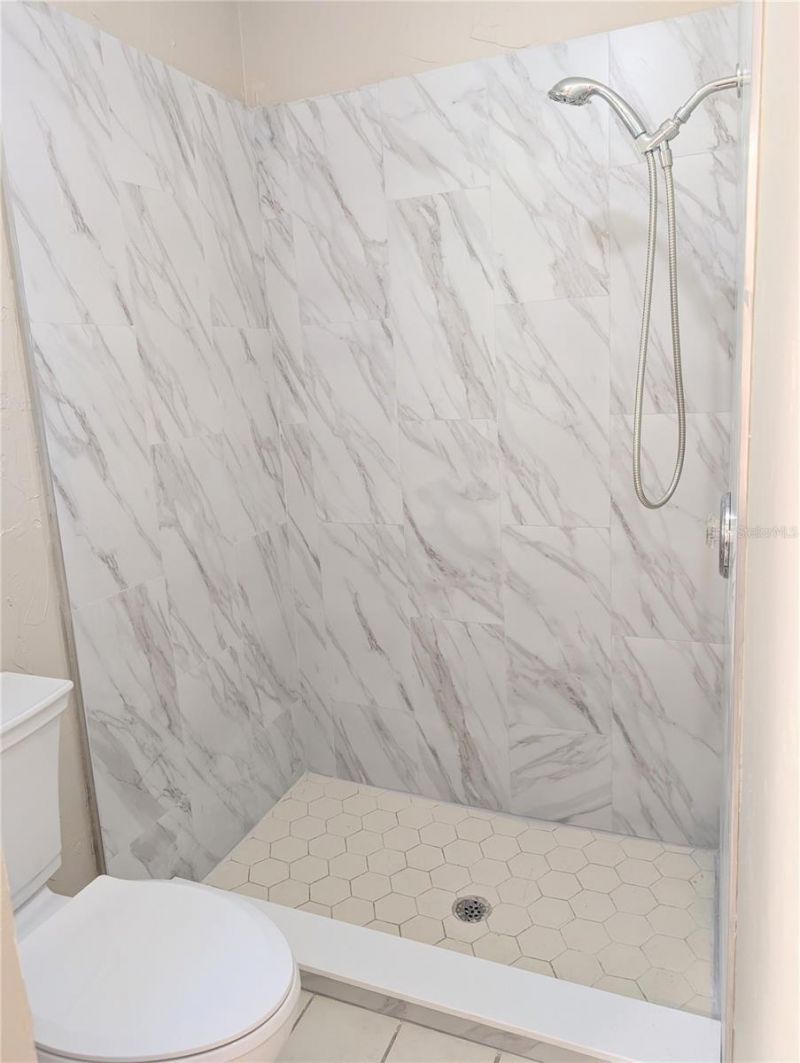 5749 Britannia Drive , Sarasota, FL 34231 Photo