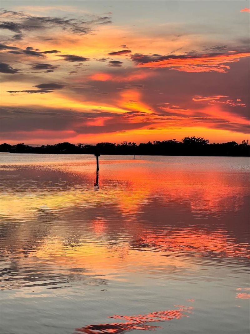 36 N Starboard Drive , Venice, FL 34285 Main Photo