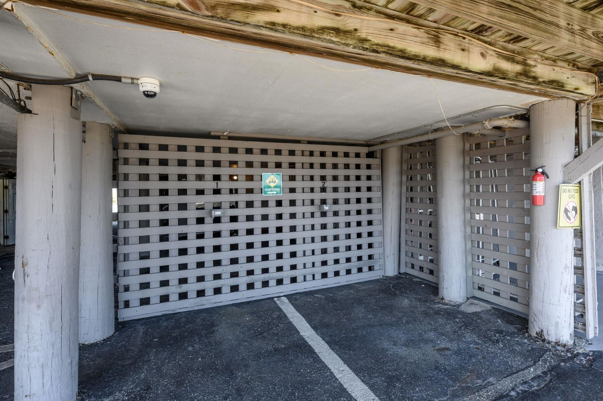 215 Atlantic Ave.  Photo 14