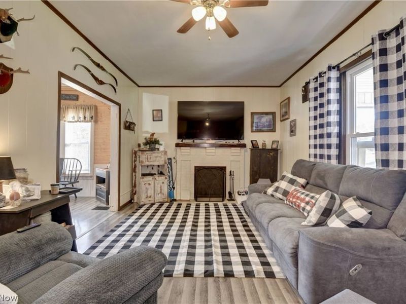 4920 SE Wright Lane Lane, Dennison, OH 44621 Photo 2