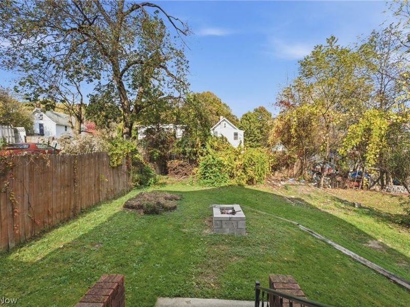 671 Russell Avenue, Akron, OH 44307 Photo 6
