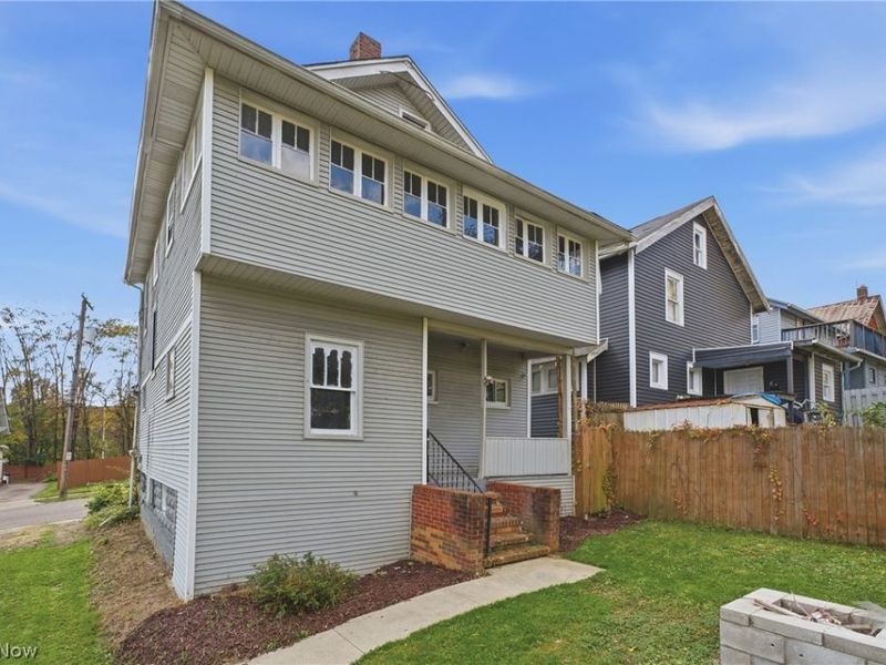 671 Russell Avenue, Akron, OH 44307 Photo 7