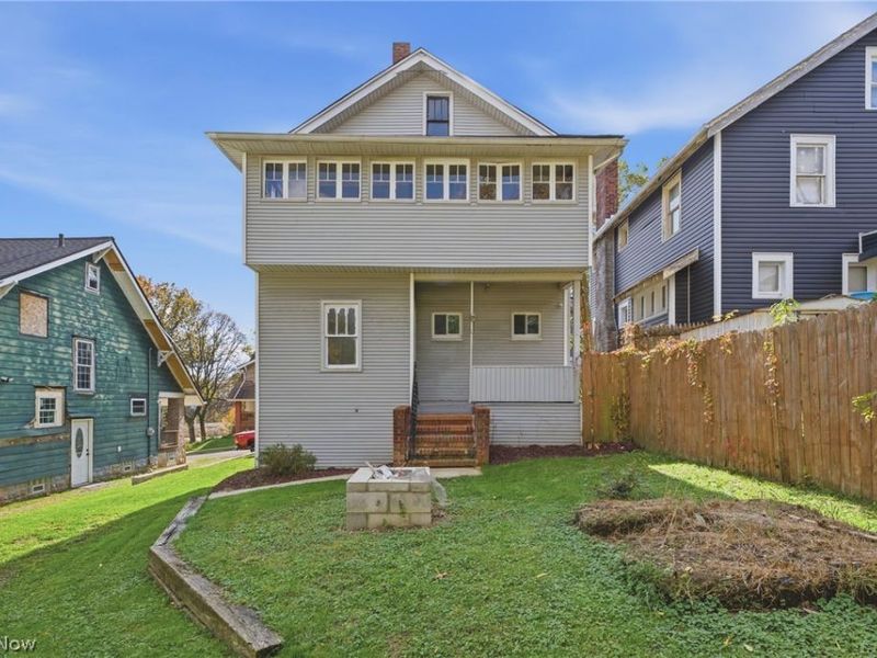 671 Russell Avenue, Akron, OH 44307 Photo 8