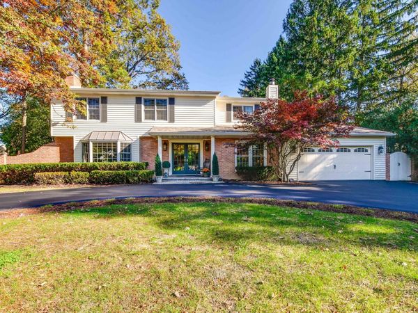 1211 Oak Knoll Drive , Lake Forest, IL 60045