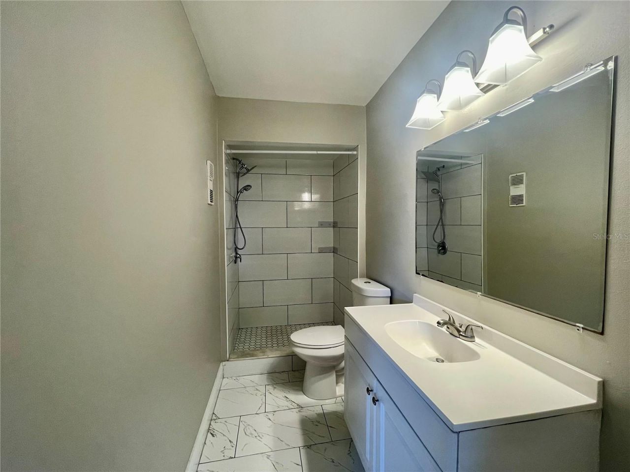 6073 Amberly Terrace , Unit T13, Orlando, FL 32822 Photo