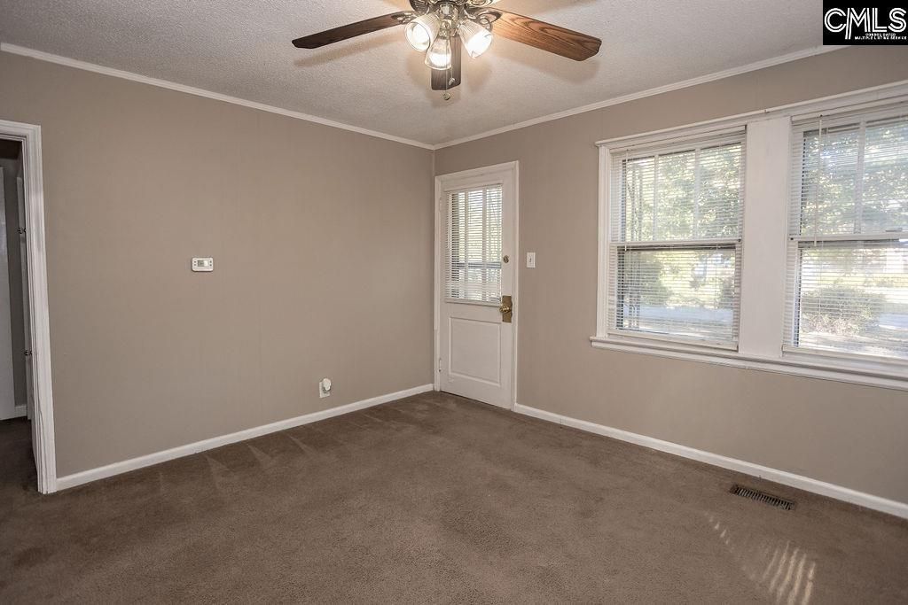 1301 Oakland Avenue  Photo 8