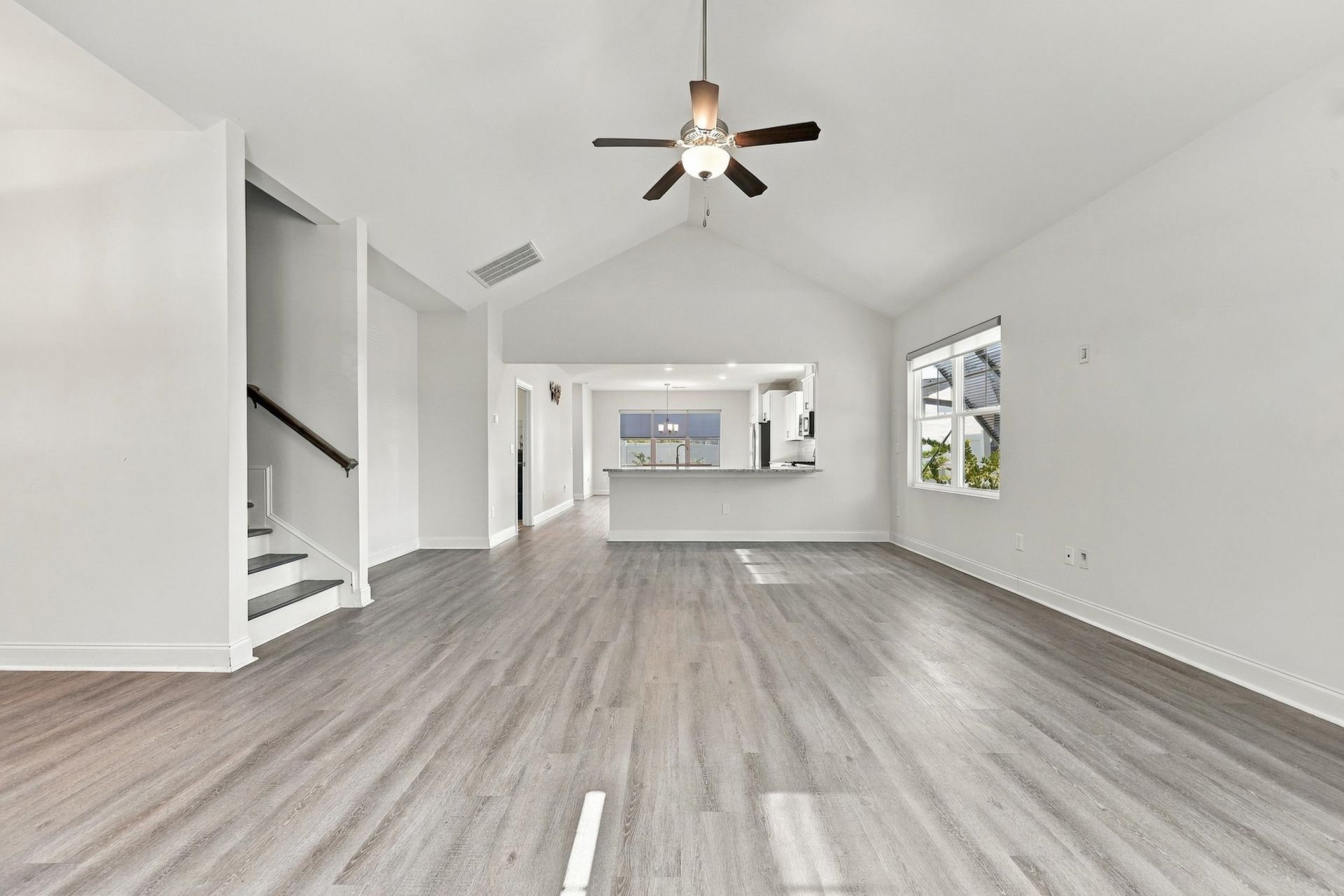 1336 Jolly Roger Dr.  Photo 8