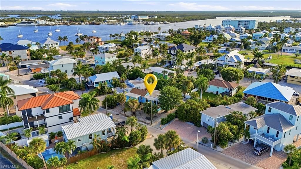 210 Miramar St, Fort Myers Beach, FL 33931 Photo