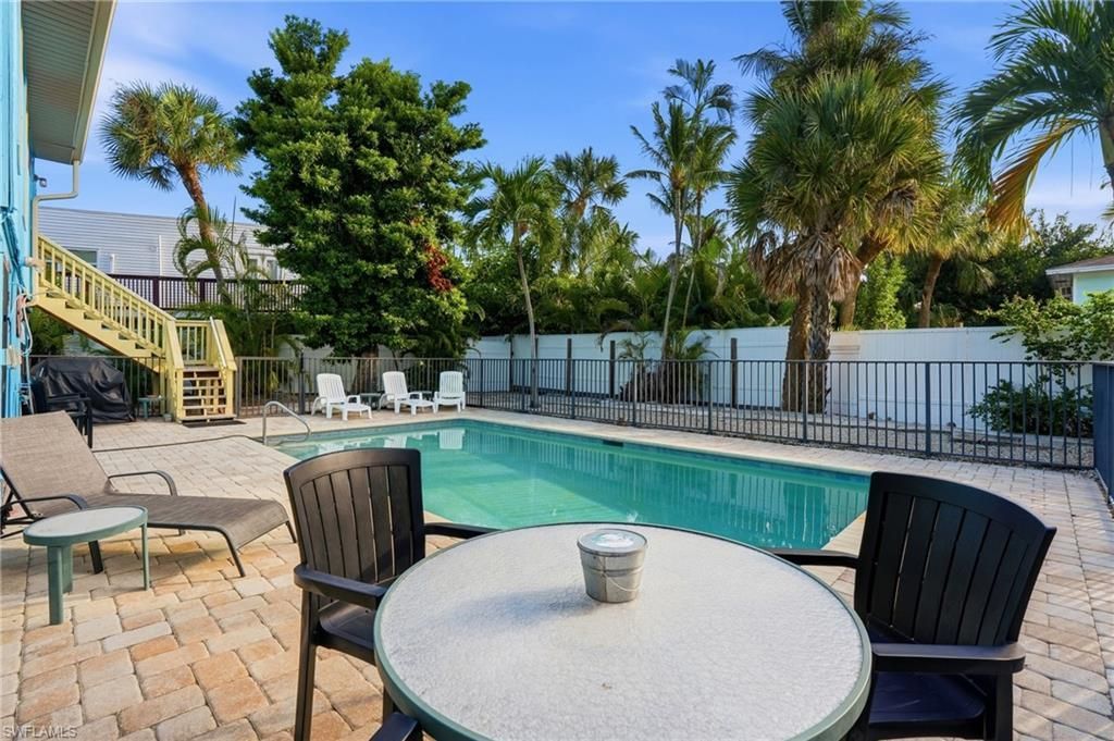 210 Miramar St, Fort Myers Beach, FL 33931 Photo