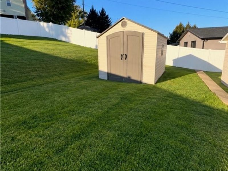 187 Rosslyn Boulevard, Steubenville, OH 43952 Photo 9