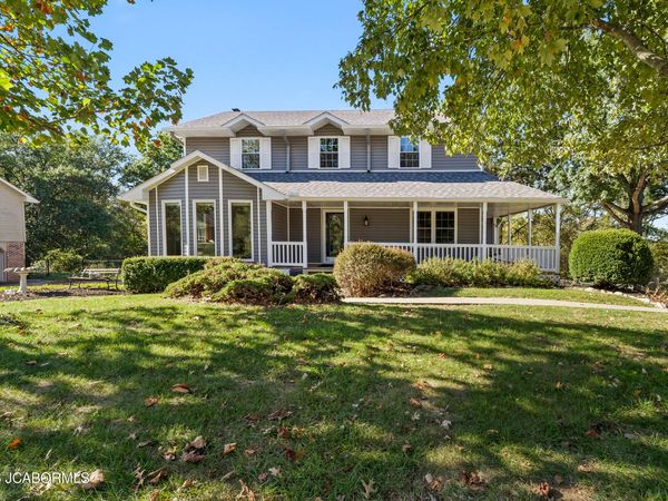 1415 BRIAR VILLAGE COURT, Jefferson City, MO 65109