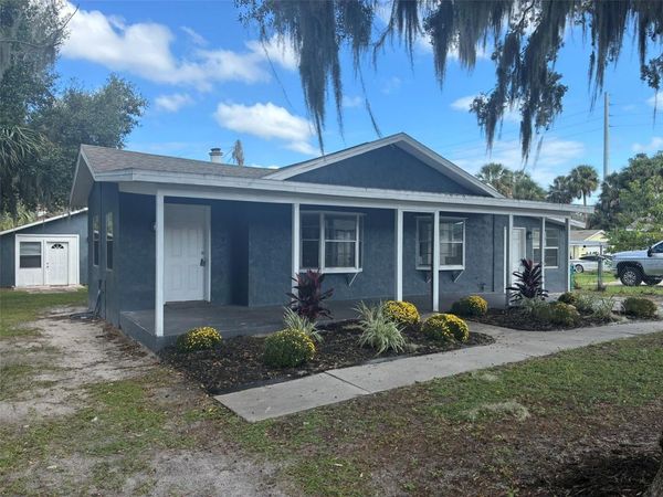 33 W HERRICK DRIVE , EUSTIS, FL 32726