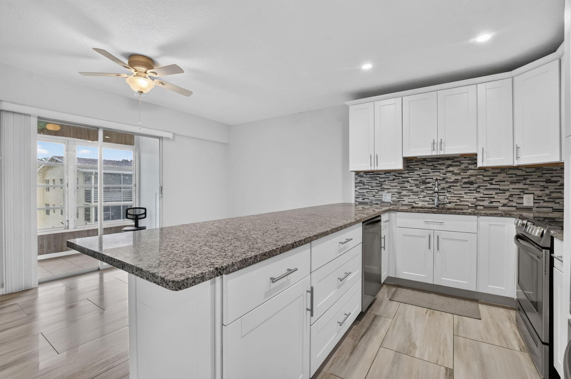204 Dorset E, Boca Raton, FL 33434 Photo