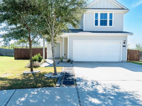 236 Blue Agate CT , Jarrell, TX 76537