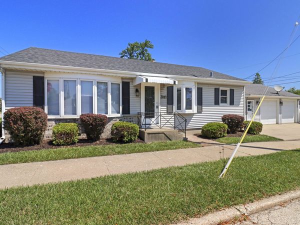 3818 68 St, Kenosha, WI 53142
