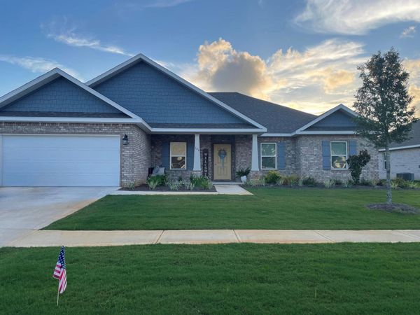 106 E Sky Way, Freeport, FL 32439