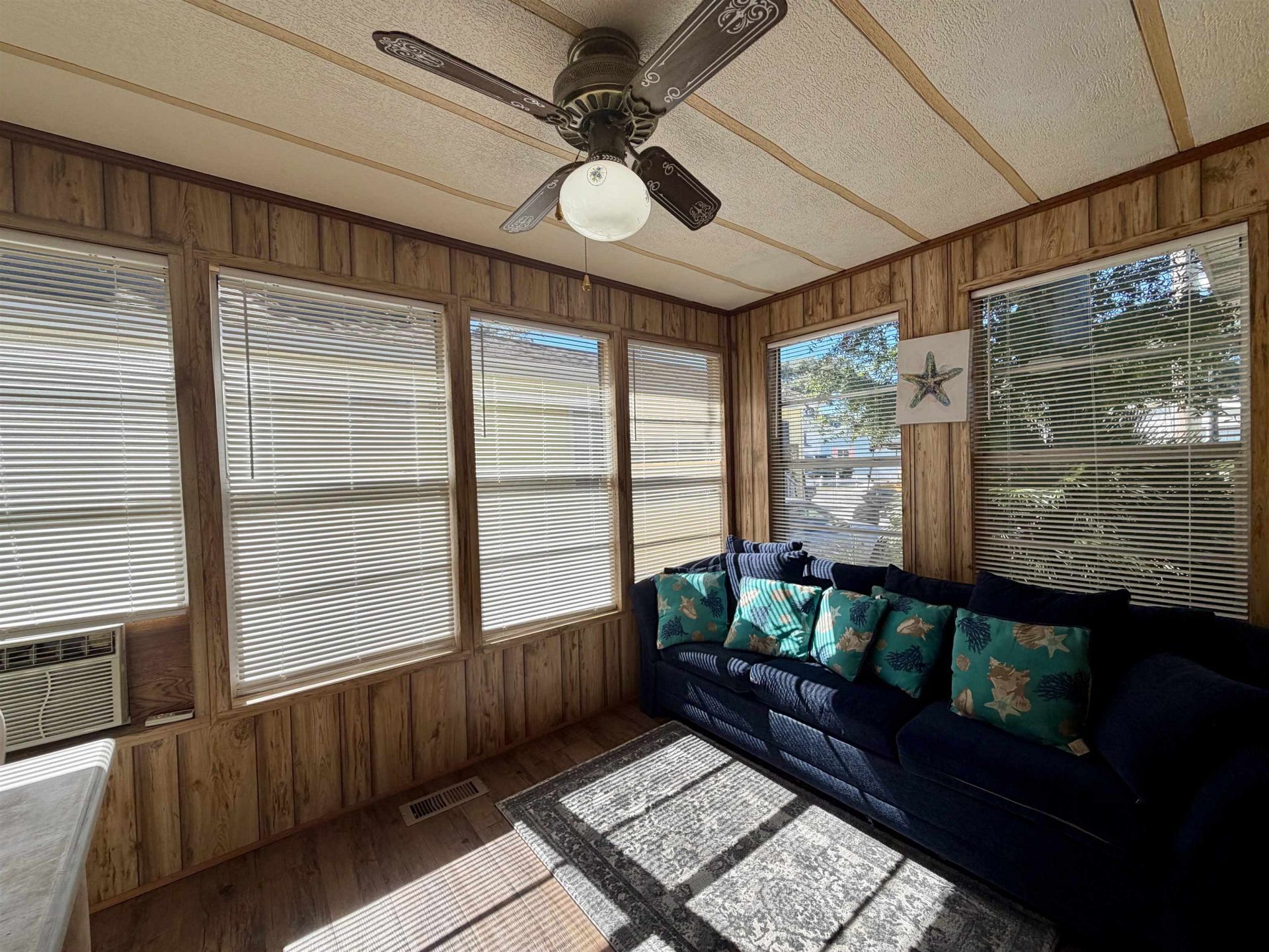 2026 Jacana Dr.  Photo 10