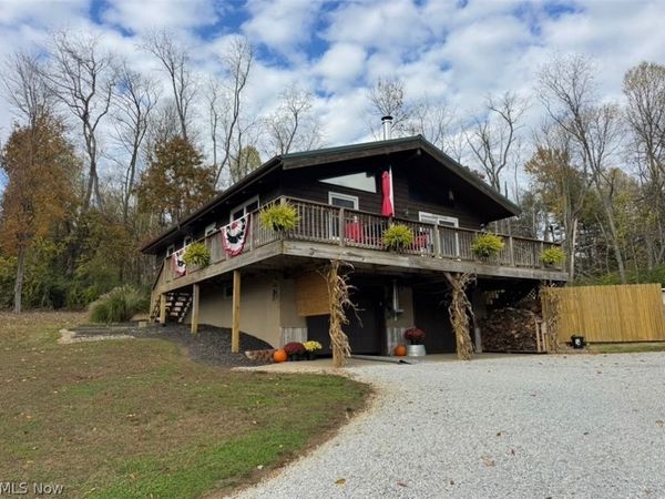 2248 Uster Drive, Millersburg, OH 44654