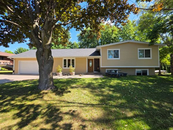 1000 Marjorie Street , Hammond, WI 54015