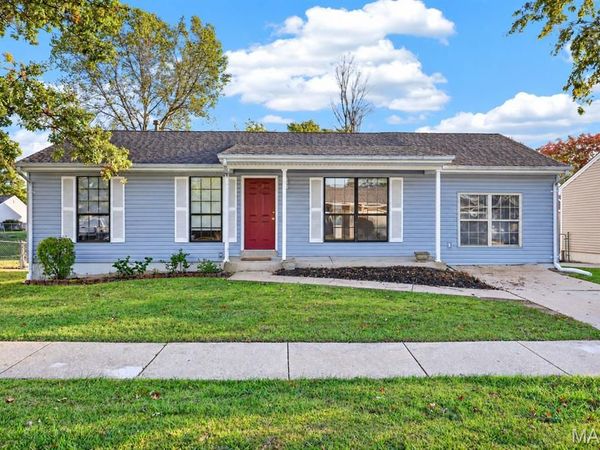 1350 Half Moon Drive , O'Fallon, MO 63366