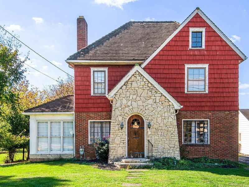 2605 Dresden Road, Zanesville, OH 43701 Photo 1