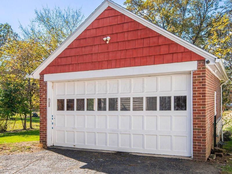 2605 Dresden Road, Zanesville, OH 43701 Photo 5