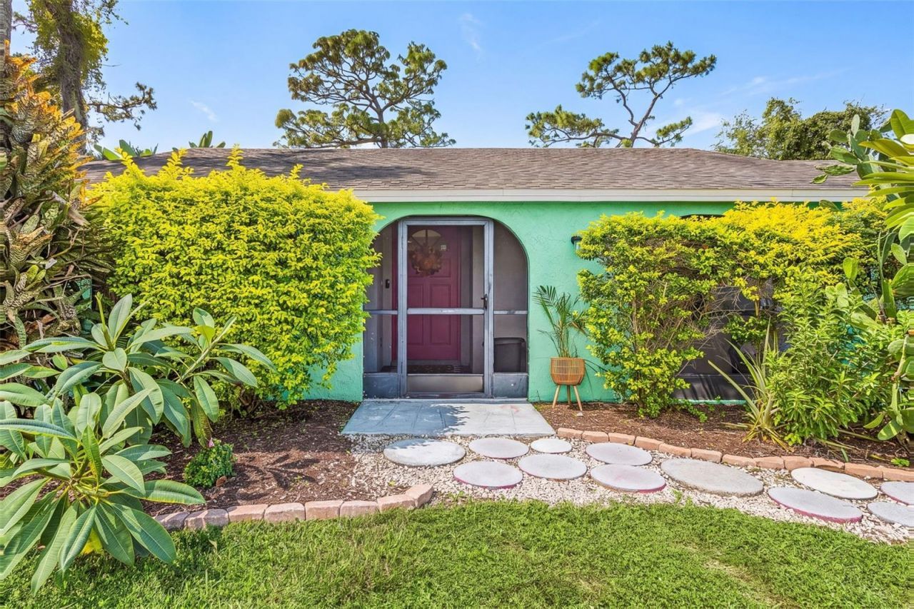 184 Karlow Avenue, Lehigh Acres, FL 33974 Photo
