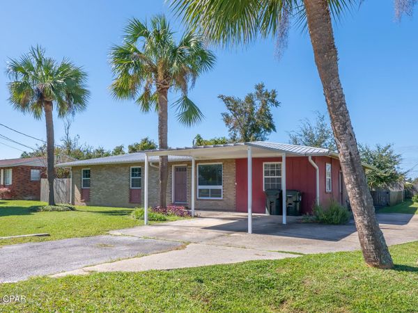 1002 Colorado Avenue , Lynn Haven, FL 32444