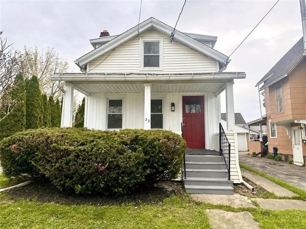 23 W High Street , Lockport, NY 14094