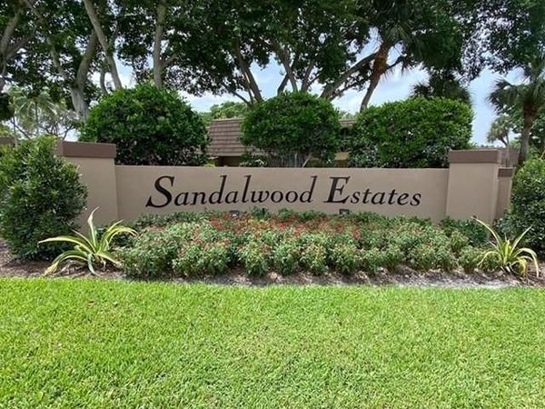 809 8TH Court, Palm Beach Gardens, FL 33410