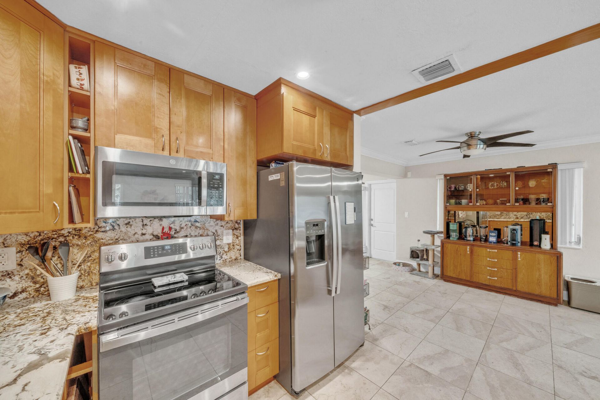 2600 NE 8th Court, Pompano Beach, FL 33062 Photo