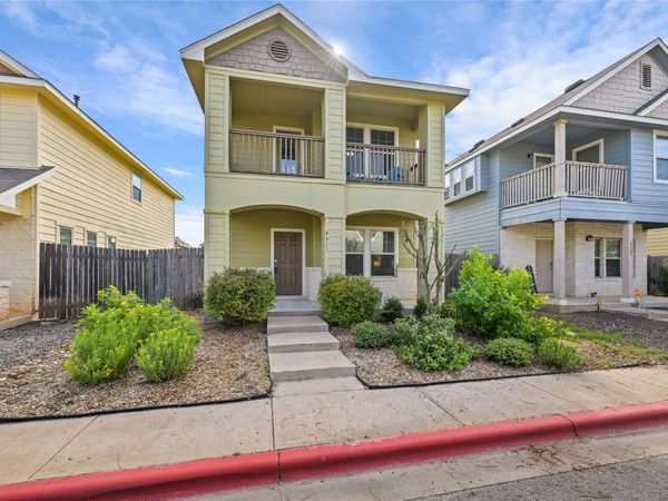 4611 Esper LN , Unit 324, Austin, TX 78725