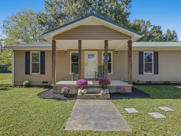 814 Butter And Egg Road, Hazel Green, AL 35750
